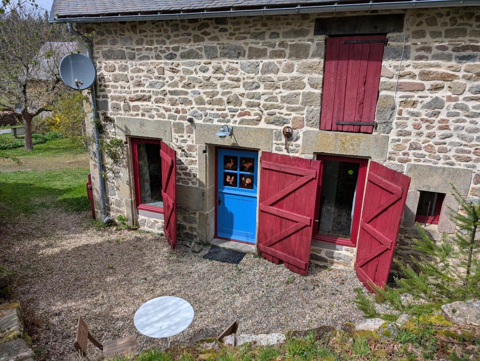 Gite Rustique Au Coeur De La Nature Soubrebost Exterior foto